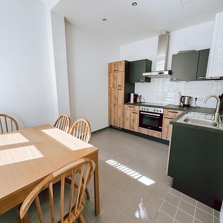 Zentrales Apartment Naehe Schoenbrunn - 5 Pers เวียนนา ภายนอก รูปภาพ