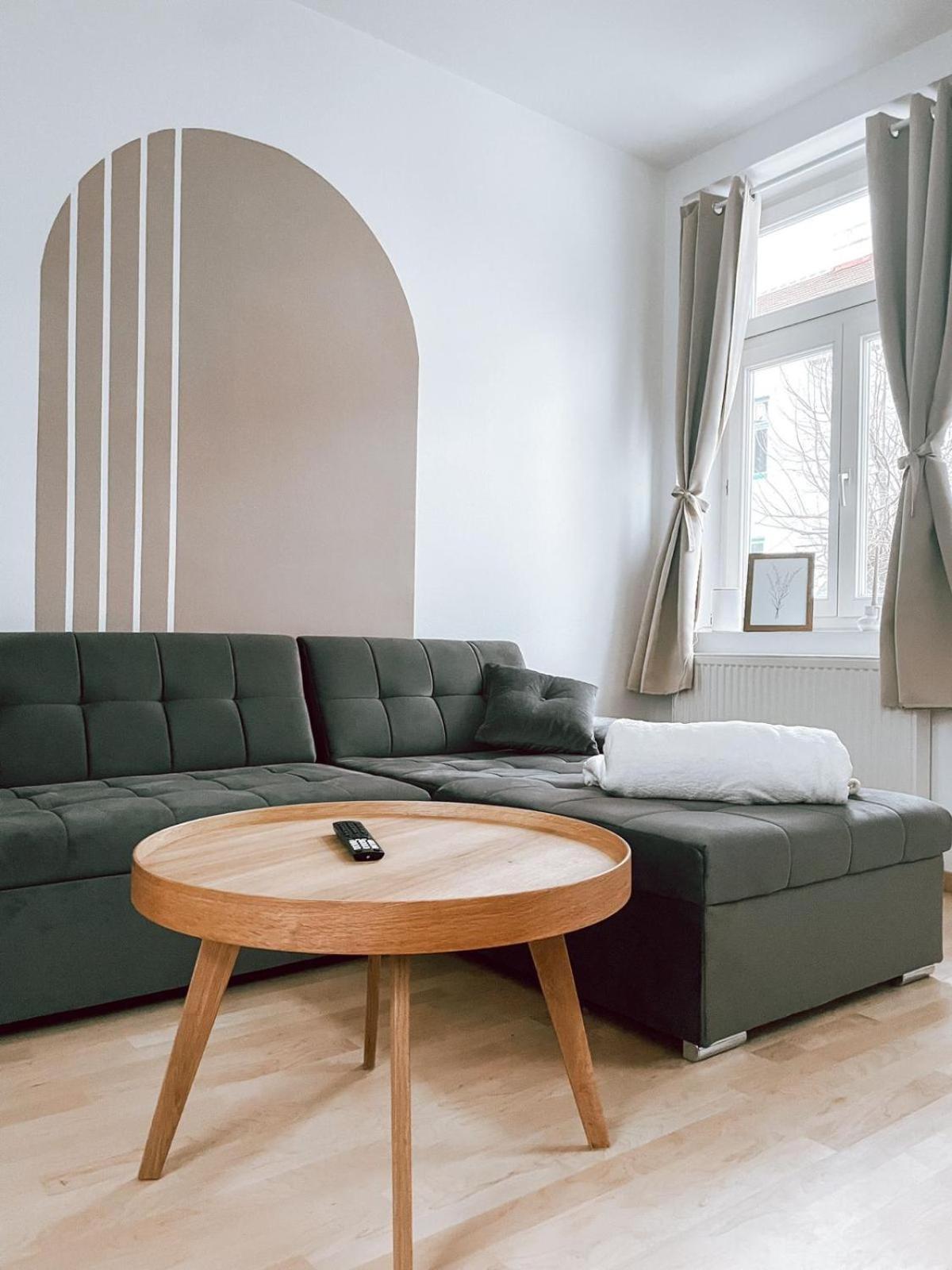 Zentrales Apartment Naehe Schoenbrunn - 5 Pers เวียนนา ภายนอก รูปภาพ