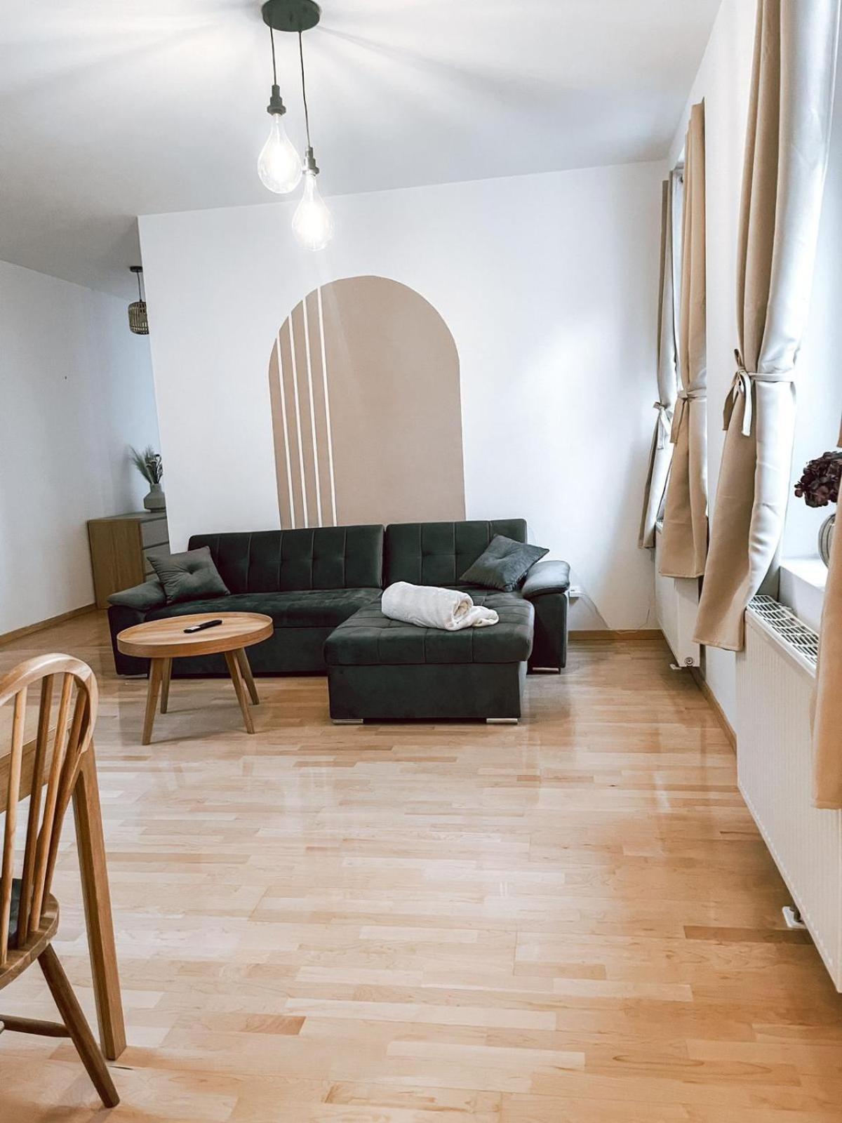 Zentrales Apartment Naehe Schoenbrunn - 5 Pers เวียนนา ภายนอก รูปภาพ