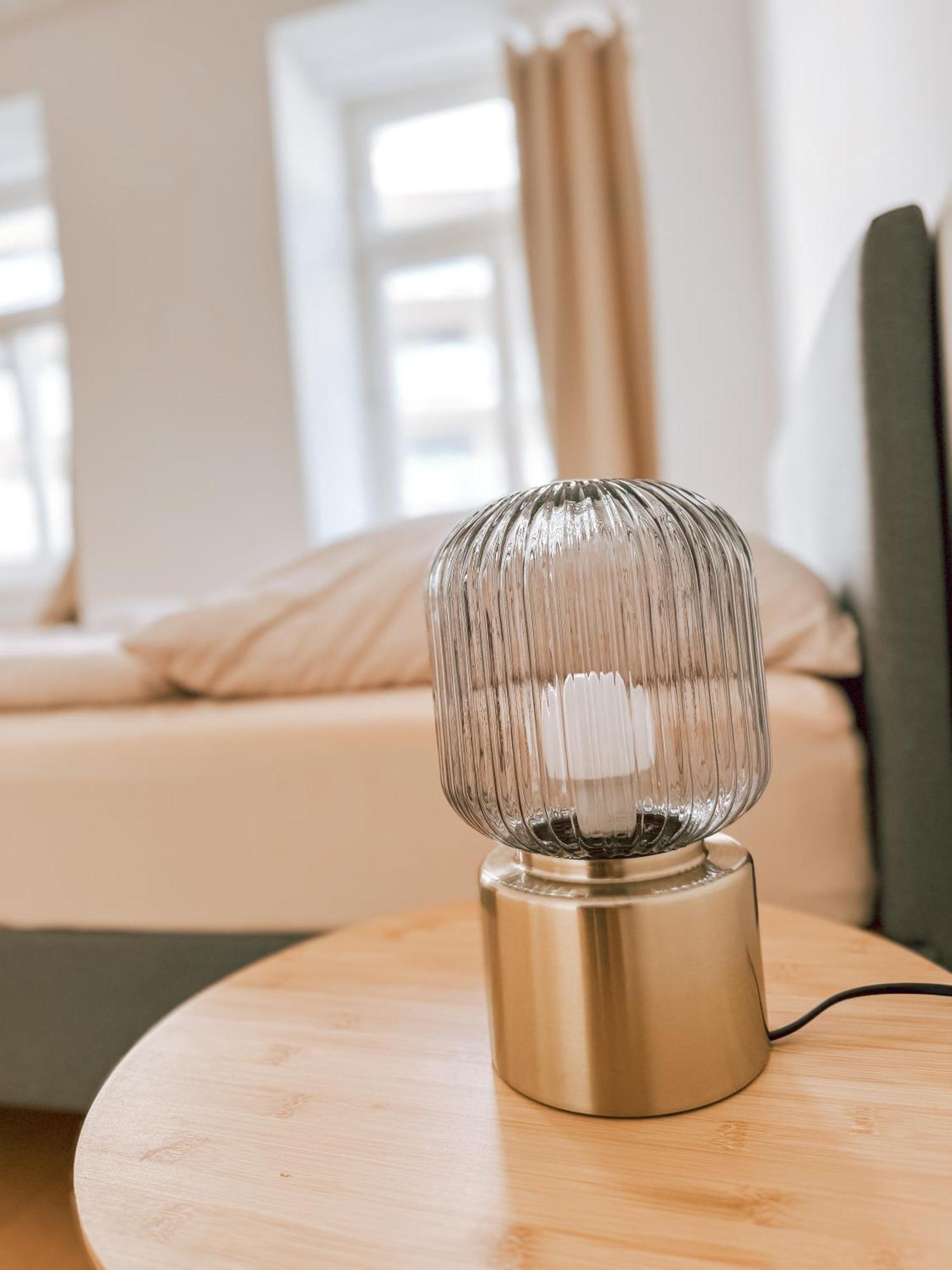 Zentrales Apartment Naehe Schoenbrunn - 5 Pers เวียนนา ภายนอก รูปภาพ